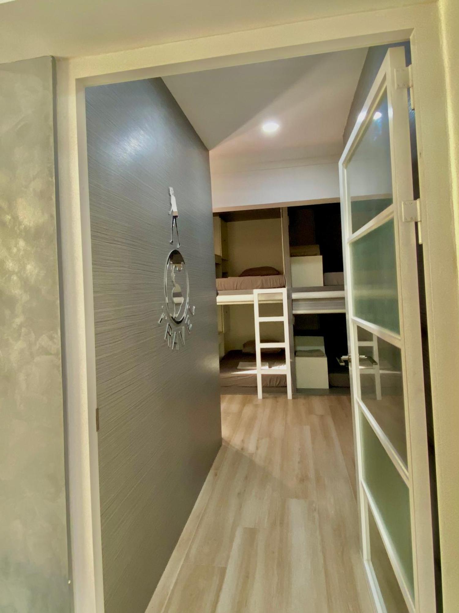 Otravel Hostel 5 Minutes From Mactan Airport 麦克坦 外观 照片
